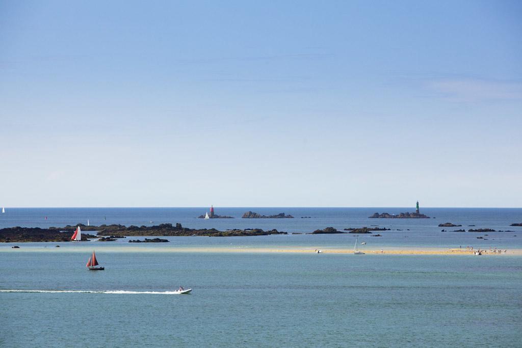 Hotelf1 Saint Malo Dinard La Richardais エクステリア 写真